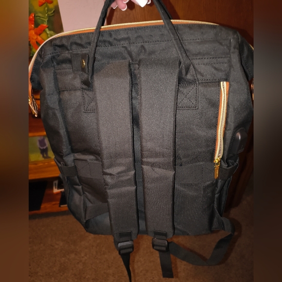 Stylish Black and Leopard Print Backpack - Picture 5 of 12